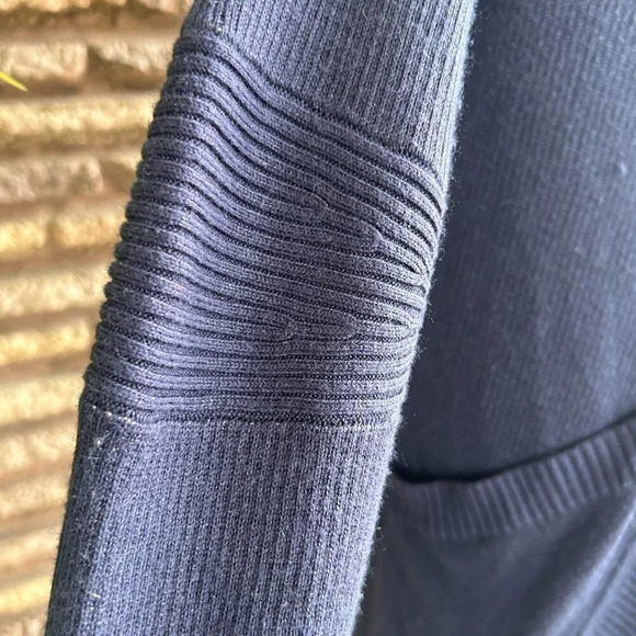 Lululemon Navy Blue Transformation Reversible Wrap Sweater - Picture 7 of 10